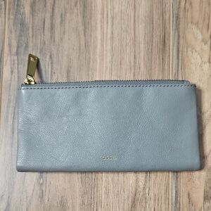 Fossil Lainie Clutch Gray Cowhide Leather Women's Wallet ID Slot Outside Zipper
